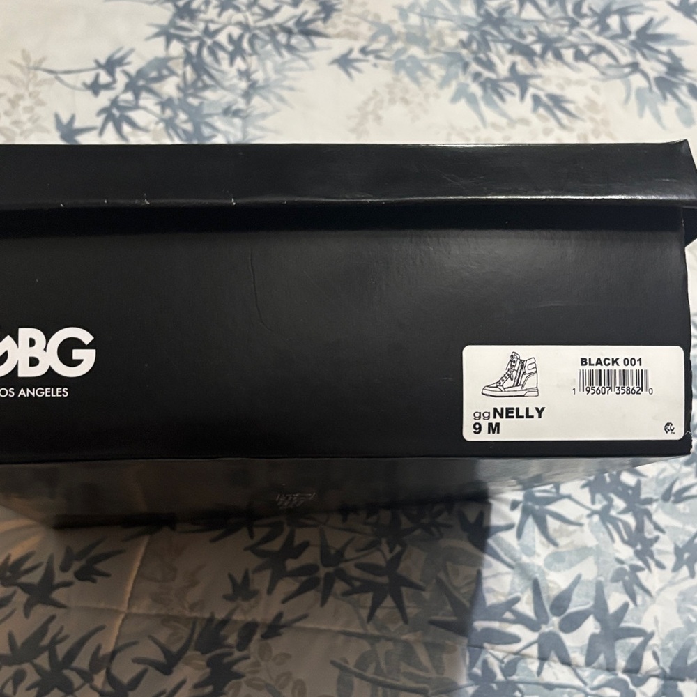 GBG Los Angeles Black Nelly sneakers